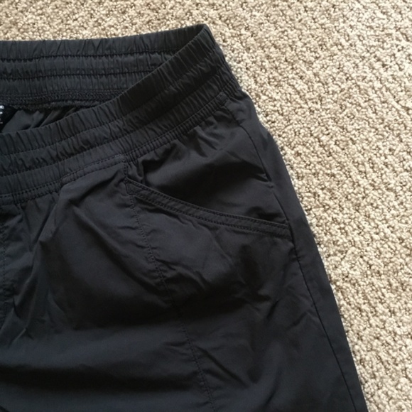 The North Face Women's Black Athletic Shorts - Picture 3 of 7